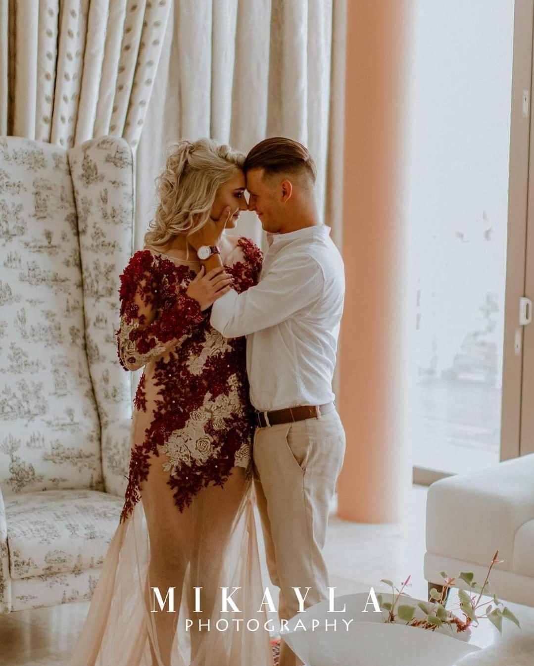 Iva - Formal - Image 4