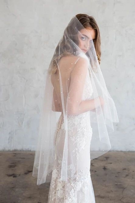 Fingertip Length Pearl Veil - One Tier - Image 3