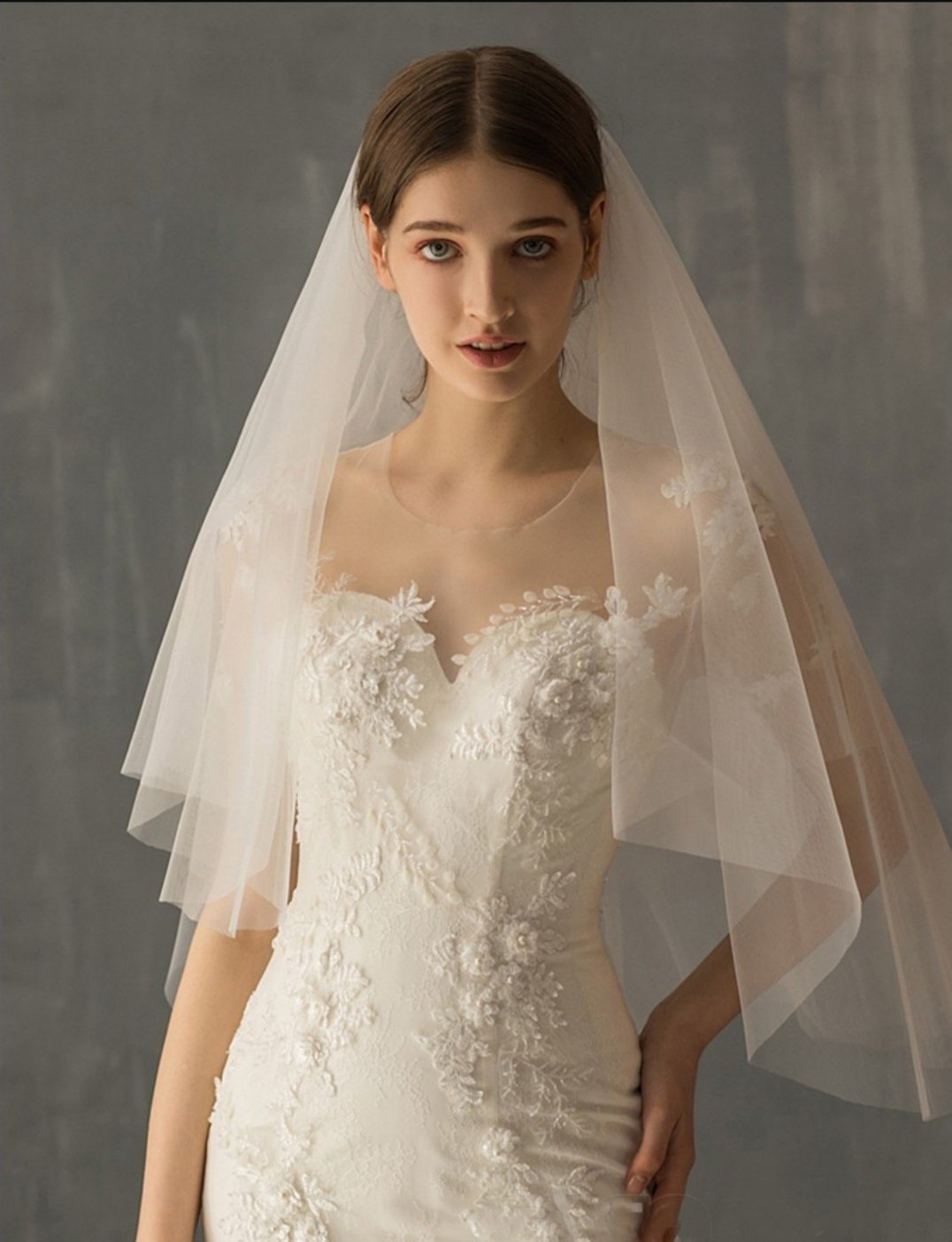 Waist Length Veil - Plain Cut Edge