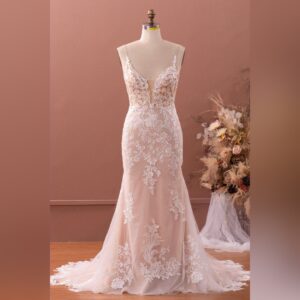 Thin Straps Flower Lace Wedding Dress with Cutout Train