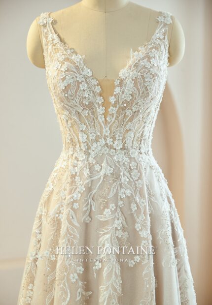 BEADED 3D LACE WEDDING GOWN WITH SLIT ON THE SKIRT - Image 4