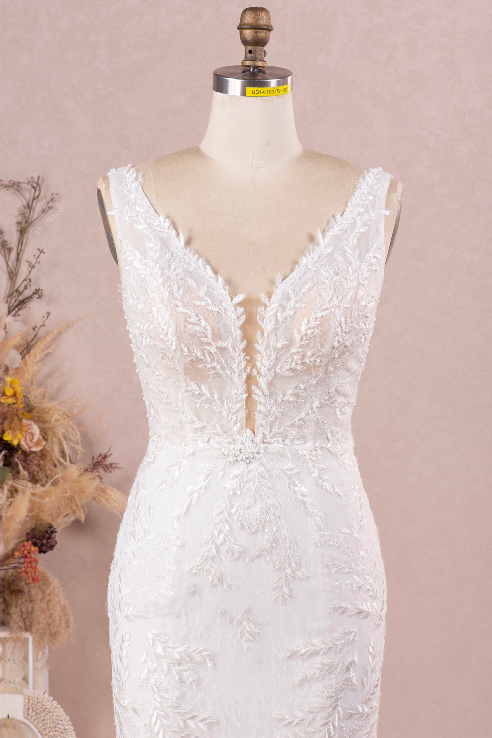 Plunging Neck Lace Sleeveless Mermaid Wedding Gown - Image 4