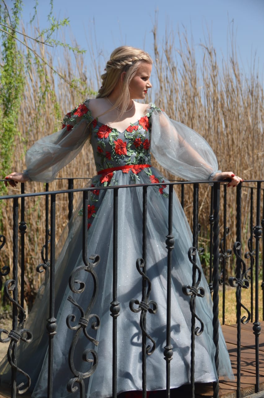 Kayla - Formal - Image 3