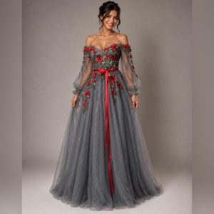 Kayla - Formal