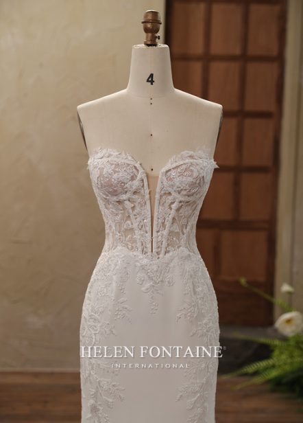 A MERMAID BRIDAL GOWN WITH CUTOUT TRAIN - Image 3