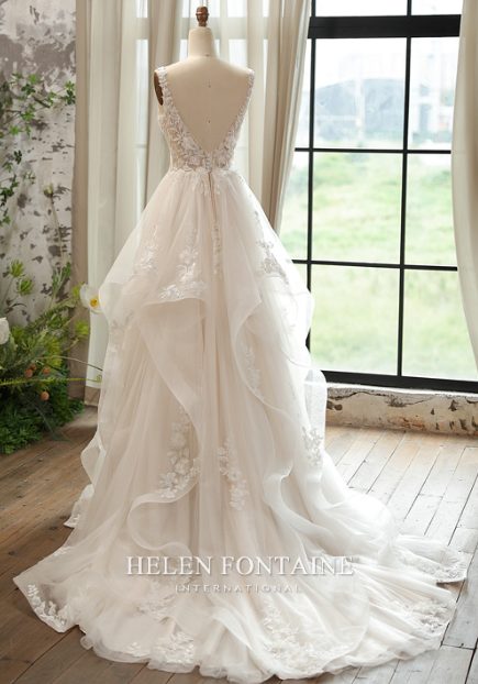 BRDIAL GOWN WITH V-NECK AND FLOUNCES ON THE SKIRT - Image 2