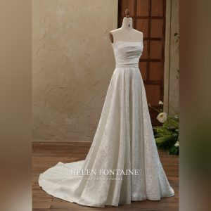 FLORAL SATIN GOWN WITH PLEATED BODICE AND SLIT ON THE LEG