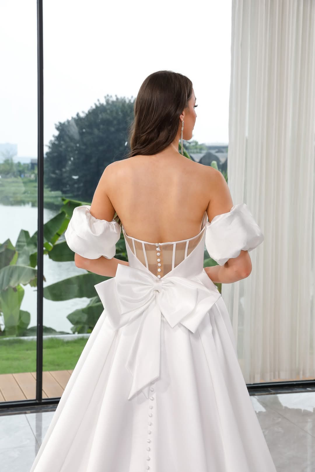 Detachable Sleeves A-Line Satin dress - Image 3