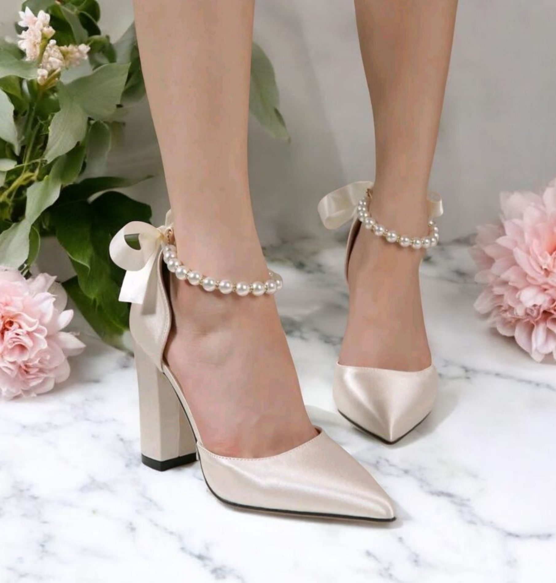 Beige Bridal Pearl decor satin closed Heel